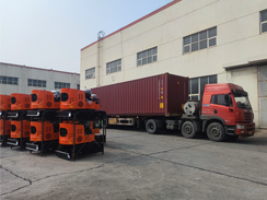 沃尔华集团一批小型挖掘机出口欧洲市场 沃尔华集团一批小型挖掘机出口欧洲市场